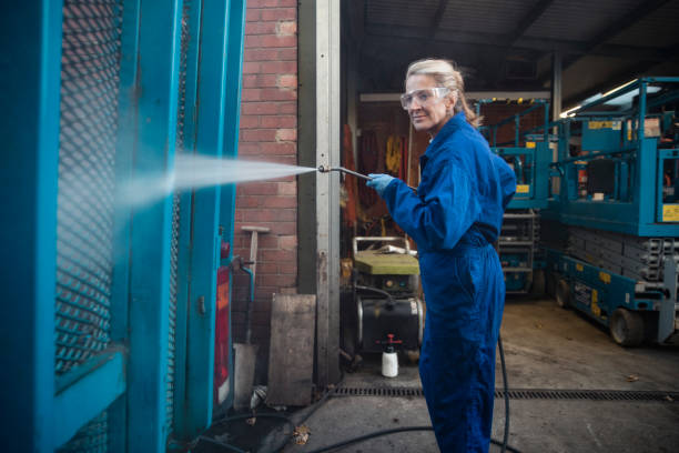 Best Factory Floor Cleaning  in River Falls, WI